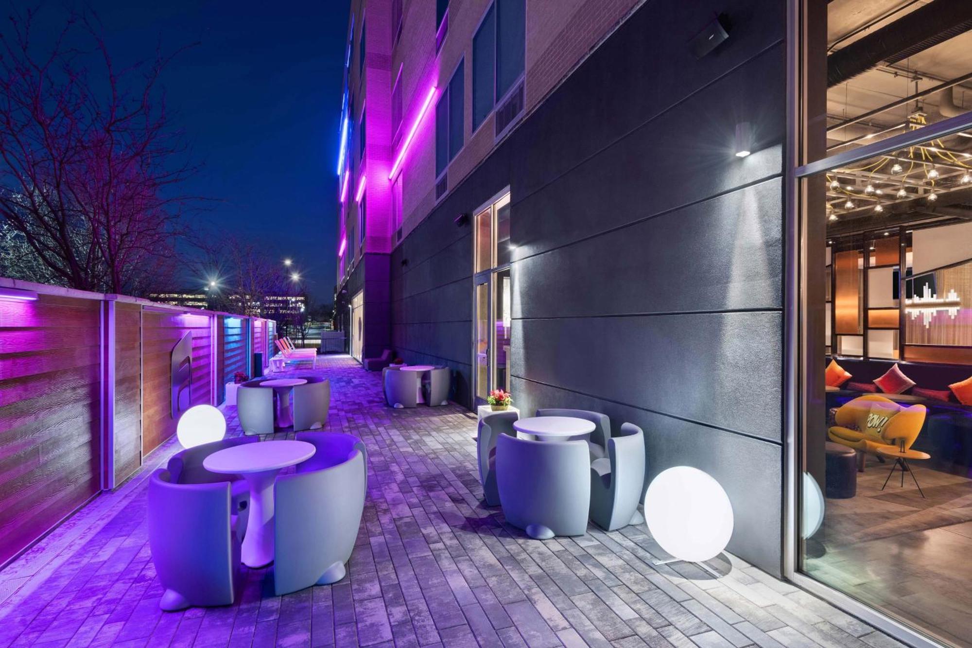 Aloft Cincinnati West Chester Exterior photo